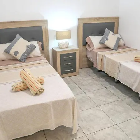 2 Bedrooms With Wifi At