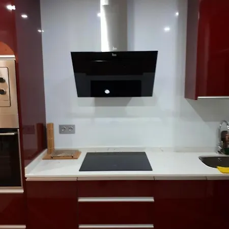 Apartment 2 Bedrooms With Wifi At *